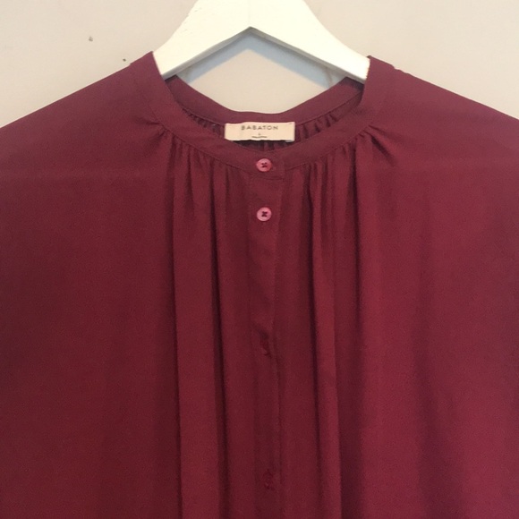 Aritzia Babaton Burgundy/ Maroon Pleated Button Up Blouse - Picture 10 of 11